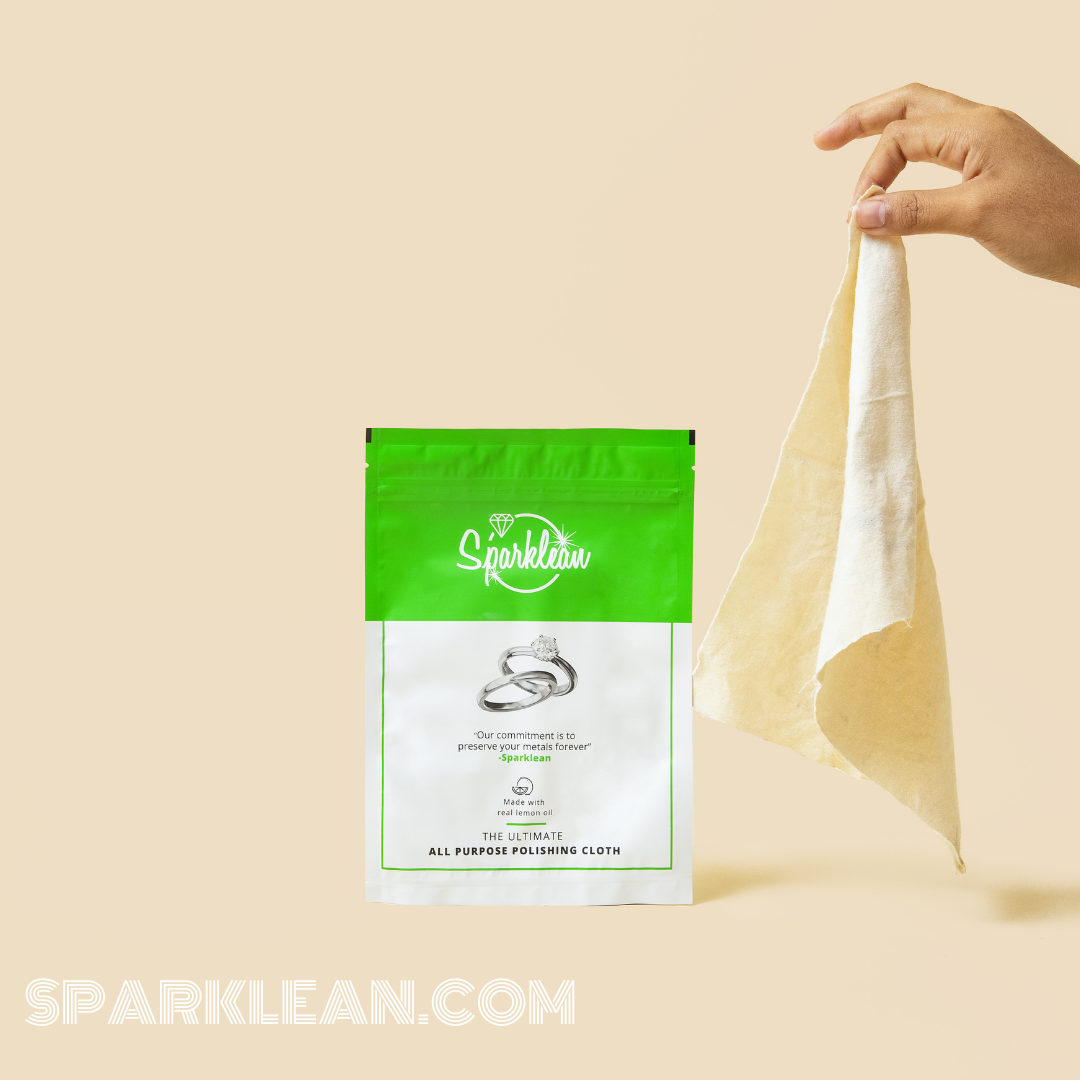 Lemon-Infused Polishing Cloth: Tackle Tarnish & Scratches on Metals